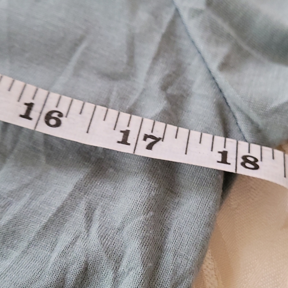 Top - Picture 7 of 10